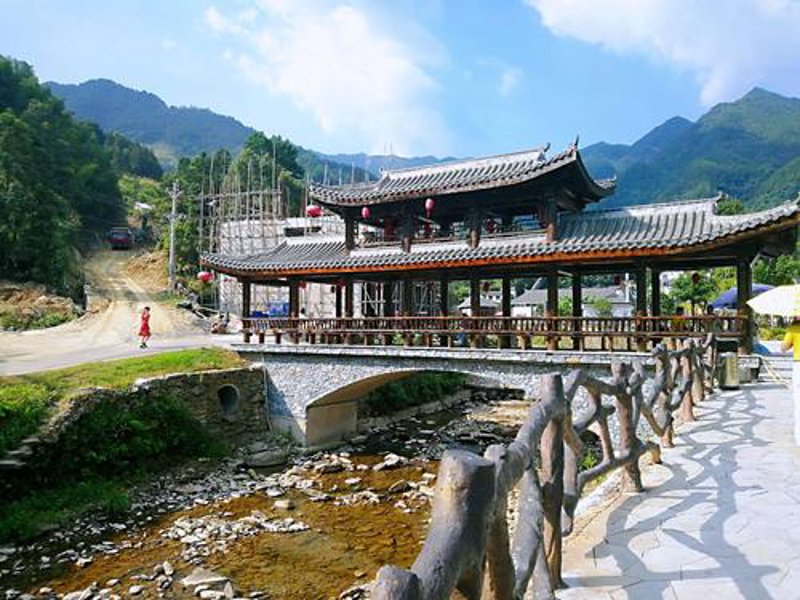 通城百货：城市生活的新地标